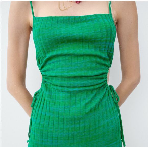 NWT Zara Cut-Out Knit Dress Size Medium - Picture 2 of 8
